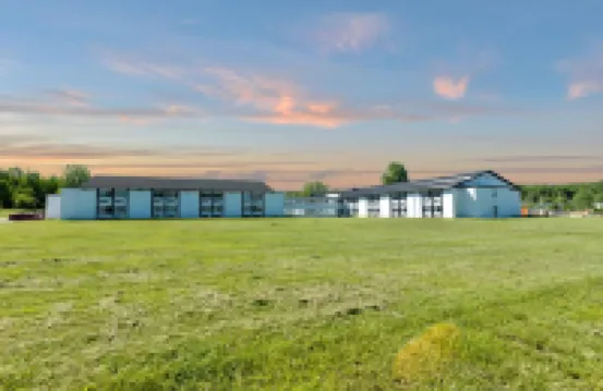 Days Inn by Wyndham Erie