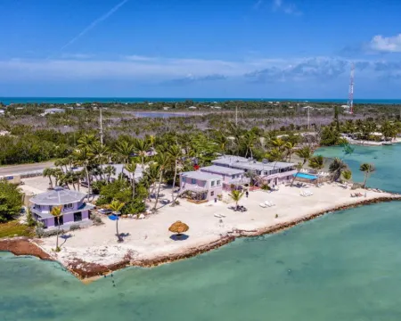 Rainbow Bend Resort Hotel di Marathon