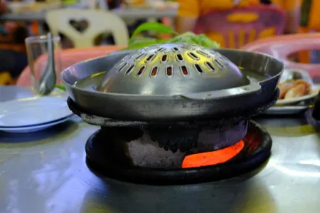 Wan Resort Rayong Отели рядом с достопримечательностью «Wat Map Ta Phut»