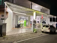 Rumah 25 Syariah Tarok Dipo住宿飯店