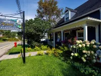 Hotel les Trois Soeurs Hotels in Perce