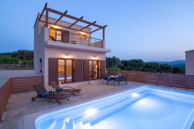 Luxury Villa Malvasia with Seaview and Heated Pool