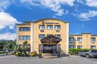 Comfort Inn Edgewater on Hudson River Hotels in Edgewater