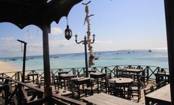 Langi Langi Beach Bungalows
