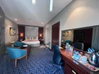 Versailles by Vieras Hotel