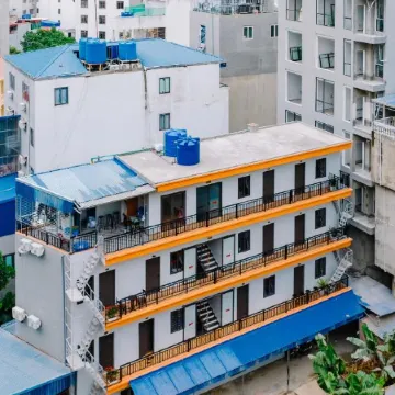 Napoli Hostel Cat Ba Отели в г. Cát Hải