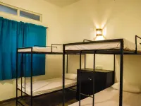 Colombo Beach Hostel Hotels in Mount Lavinia