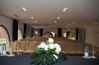Hotel A44