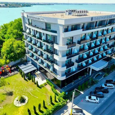 Panoramic Mamaia Hotel Hotels near Tabacariei Lake