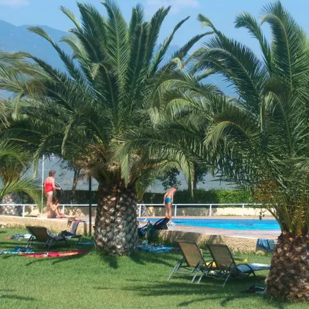 Chrissa Camping Rooms & Bungalows