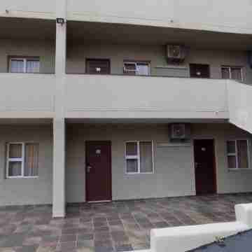 Margate Beach Lodge Hotel Exterior