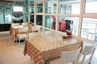 V Verve Service Apartment Hotel Hotels in Khlong Khuean District
