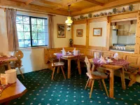 Hotel Pension Anna - breakfast
