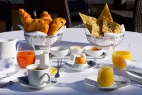 Aux Ducs de Sienne Hotels in Lussac