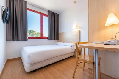 Hotel Basic Hotels in Vilafranca del Penedes