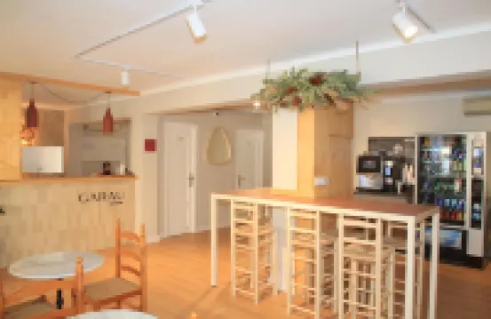 Garau Petit Hotel - 2-Star