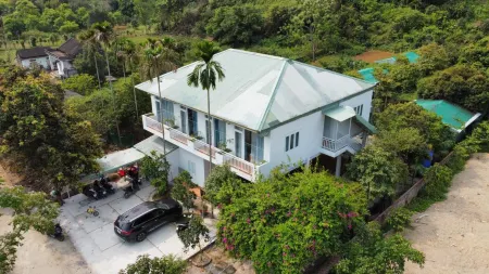 Cat Ba Countryside Homestay Отели рядом с достопримечательностью «Cat Co Beach»