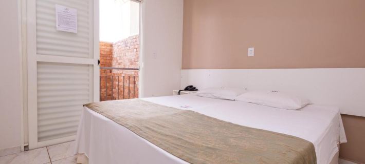 Pousada Ma-Juli Hotel a Olímpia