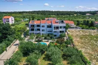 Apartments Vallis Rabiosa Hoteles en Petrčane