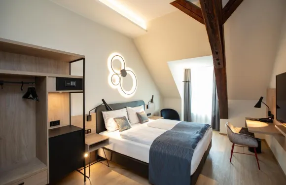 伯樂斯特恩酒店