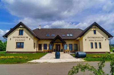 Dominium Pincészet és Panzió Hotels in Дьєндьєш