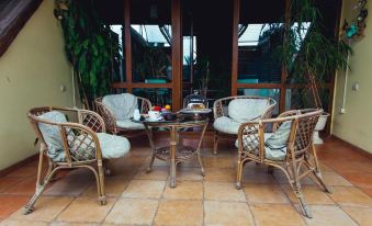 Art-Rustic Boutique Hotel