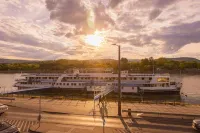 Fortuna Boat Hotel Budapest - Romanttinen