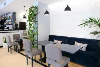 Hotel Alpha - bar