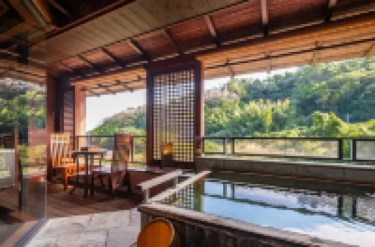 萬葉之裡白雲莊旅館