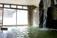 Shinshu Nakaoyama Onsen, Shosenkaku - Kuumat lähteet