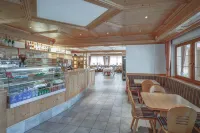 Ahrner Wirt Apartments - bar