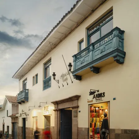 Hostal & Apartments El Triunfo
