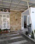 Alysahouse - 2 Bedrooms, Dekat Jtp3