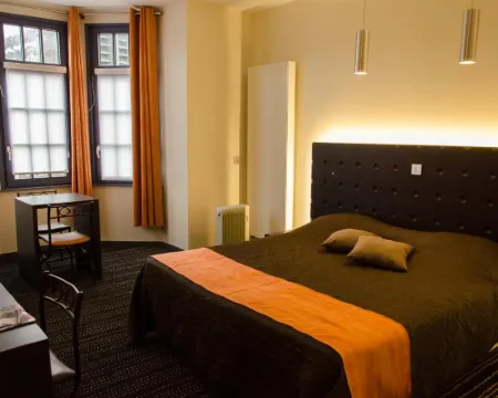 Le Vieux Beffroi Hotels in Béthune