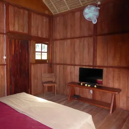 Shibui Garden Bungalows and Restaurant