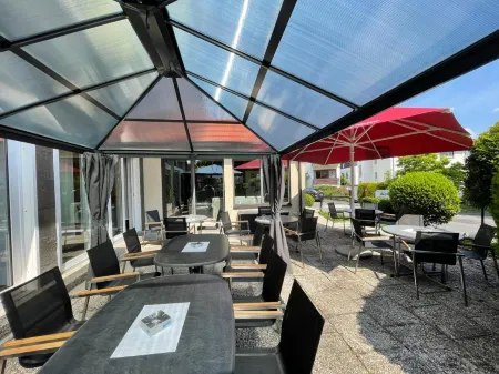 Hotel Martina Отели в г. Бад-Зоден-Аллендорф