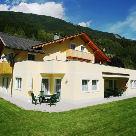 Appartementhaus Flattach Отели в г. Гемайнде Флаттах