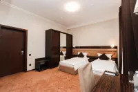 Beluga Hotel Hotels near Manjali Mosque