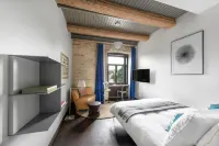 The Joseph Hotel in zona The Three Muses