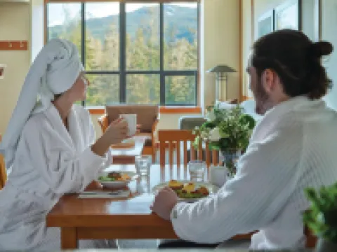 Pan Pacific Whistler Mountainside Hotels in Whistler