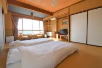 Hotel&Resort Yamanouchi Hills Hotels near 湯田中渋温泉郷ゲート
