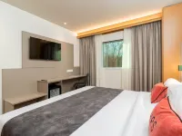Hotel Puerta Santander โรงแรมในซานตันเดร์