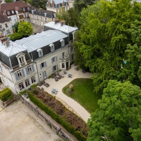 Hôtel les Maréchaux
