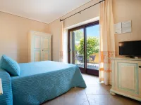 Hotel Lu Pitrali Hotele w: San Teodoro
