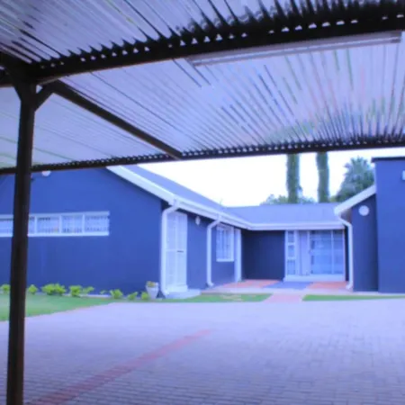 Newcastle Thully Guest House