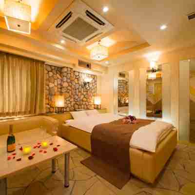 HOTEL THE i 東大阪 ラブホテル Fitness & Recreational Facilities