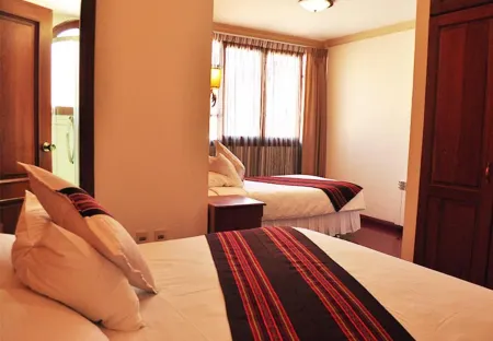 カントゥ ホテル