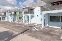 Twins Inn & Apartments Các khách sạn ở Treasure Island