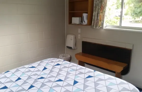 菲爾裏假日公園酒店