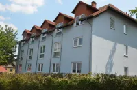 Central Inn Hotel Garni Hotels in Merchweiler